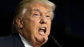 Trump dice que sopesaría cerrar ciertas mezquitas