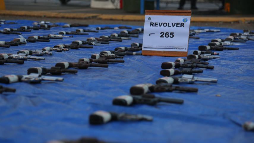 Cambio de armas por vale&nbsp;