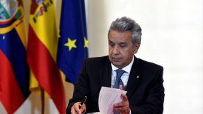 Política de aperturismo lleva a presidente de Ecuador a Japón