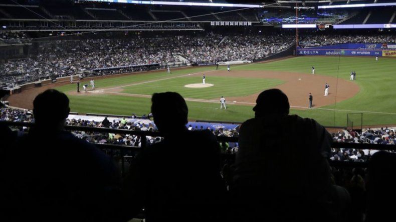 Yanquis vencen a Rays al iniciar serie en casa de Mets