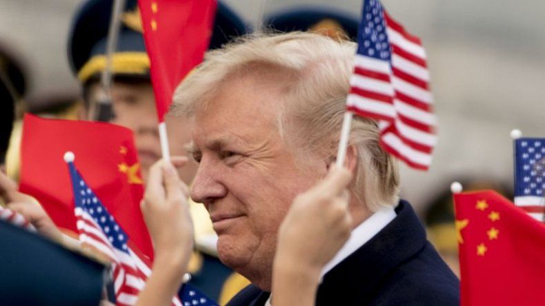 Un año después, Trump sigue obsesionado con Hillary Clinton