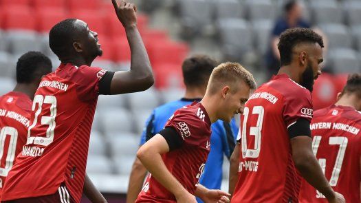 Bayern Munich y Ajax empatan 2-2 en partido amistoso