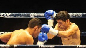 El mexicano Jhonny González noquea a Roinet Caballero