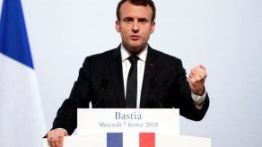 Macron abre la puerta de la Constitución francesa a la singularidad corsa