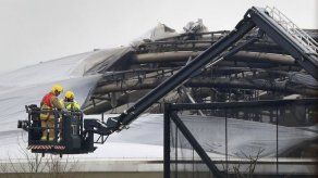 Evacúan zoológico de Gran Bretaña debido a incendio