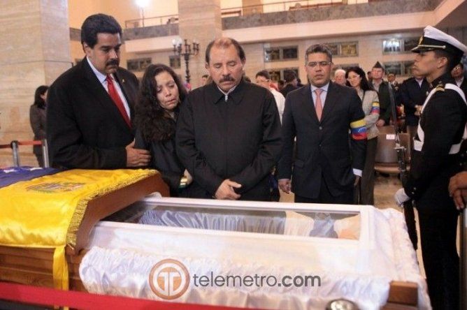 Líderes mundiales despiden a Hugo Chávez