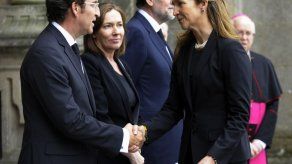El presidente dominicano recibe a la hija mayor de los reyes de España