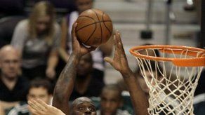 Shaquille se da gusto con 35 puntos
