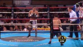 Argentino Reveco mantiene título tras pelea con Matemático Núñez