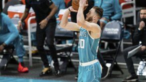 Rozier y Hayward lideran triunfo de Hornets ante Wizards