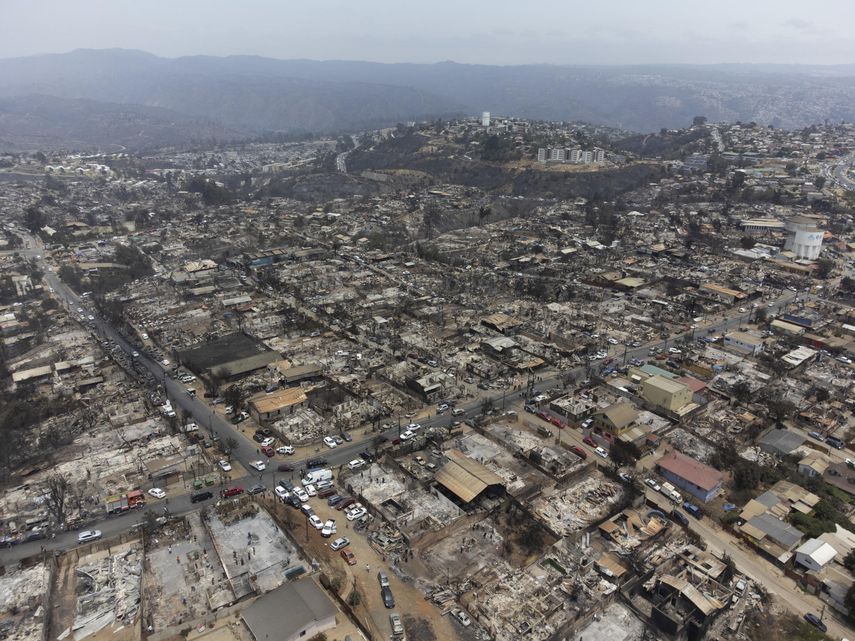122 personas han muerto en los incendios que azotan a Chile.&nbsp;