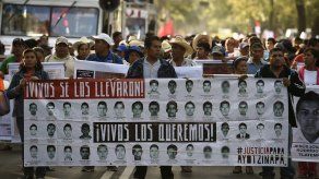 México clama por sus 43 estudiantes desaparecidos