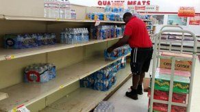 Alabama: Suben ventas de agua embotellada por contaminación