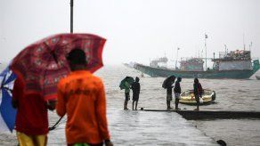 Aumentan a 76 los muertos por Ockhi en el sur de India
