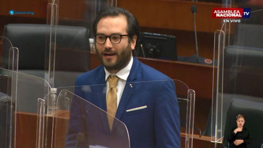 Diputado Gabriel Silva.