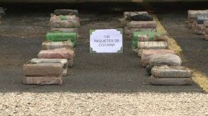Decomisan 136 kilos de droga escondida dentro de vehículo en Darién