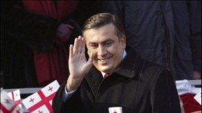 Presidente georgiano advierte peligro de guerra con Rusia