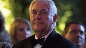 Senado de EEUU confirma a Tillerson como secretario de Estado de Trump