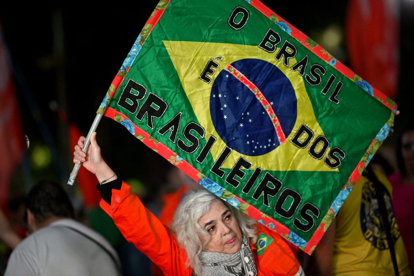 Miles de seguidores de Bolsonaro se manifiestan en Brasil tras sanciones de EE. UU.