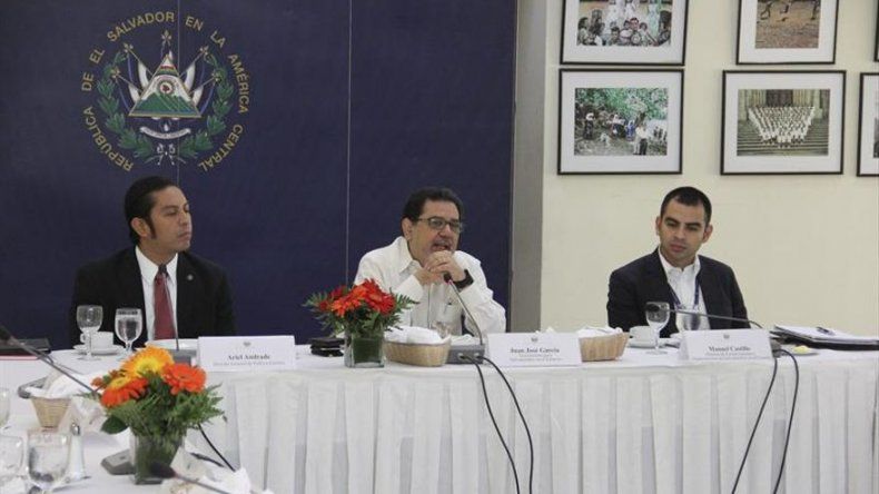 El Salvador promueve candidatura de vicecanciller a director adjunto de OIM