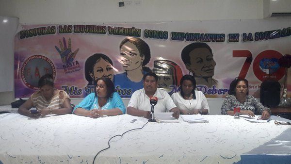 Padres de familia piden al Meduca posponer para el 2017 proyecto de jornada única