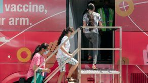 Las vacunas aún no están autorizadas para adolescentes menores de 12 años.