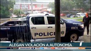 Presentan denuncia por ingreso de patrulla policial a la Universidad de Panamá Presentan denuncia por ingreso de patrulla policial a la Universidad de Panamá