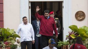 Venezuela en recesión pendiente de que presidente anuncie medidas