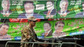 Cierran los últimos colegios electorales en Pakistán