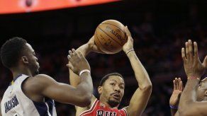 Derrick Rose se va a los Knicks por José Calderón