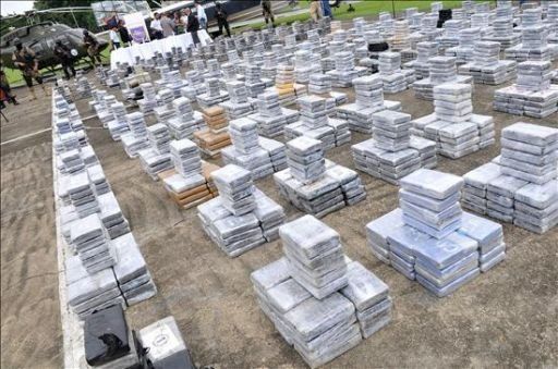 Decomisan en puertos de Panamá dos alijos de cocaína con 128 kilos