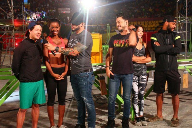 Competidores listos para final electrizante de Calle 7