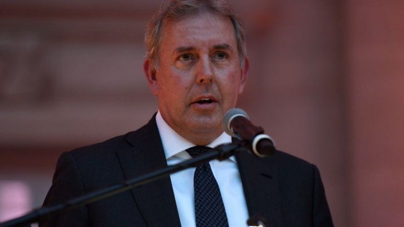 Trump dice que no tendrá más trato con el embajador británico en Washington
