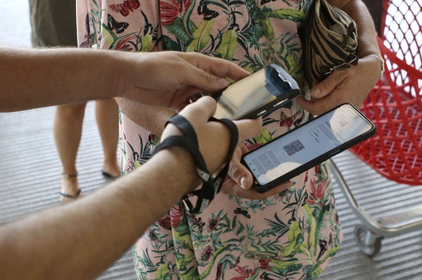 Oliva aclaró que con el código QR no se estará intercambiando ningún tipo de información.