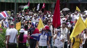 Costarricenses y nicaragüenses marchan contra xenofobia y discriminación