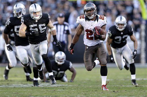 NFL: Luck y Martin, últimos novatos en impresionar