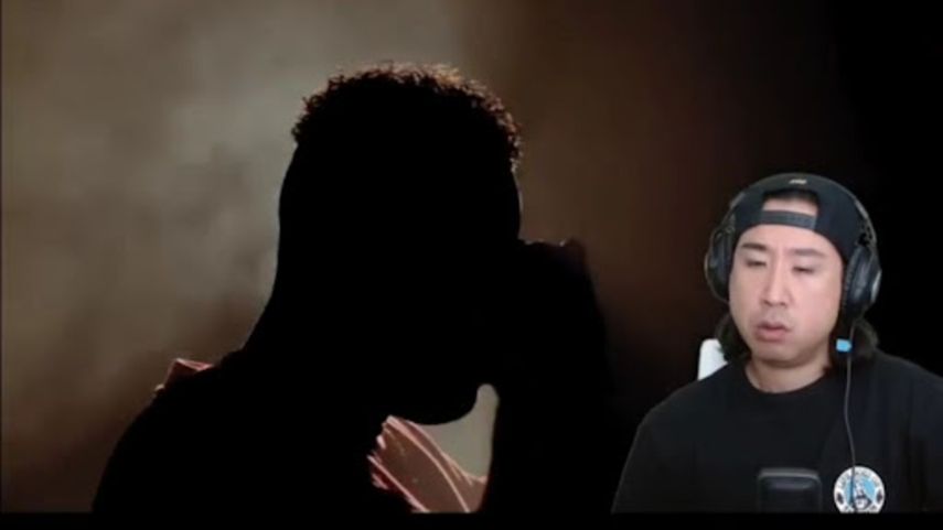 El Coreano Loco reacciona a la música de Yemil 