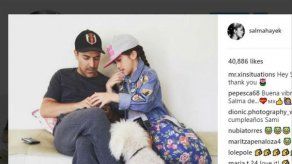 La bromista felicitación de Salma Hayek a su hermano Sami por su cumpleaños