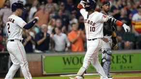 Gurriel y Cole ayudan a Astros a vencer 5-1 a Piratas