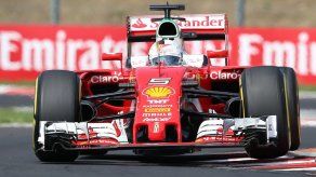 Los Ferrari cambian motores para Monza