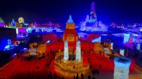 Gélida región china acoge festival de esculturas de hielo