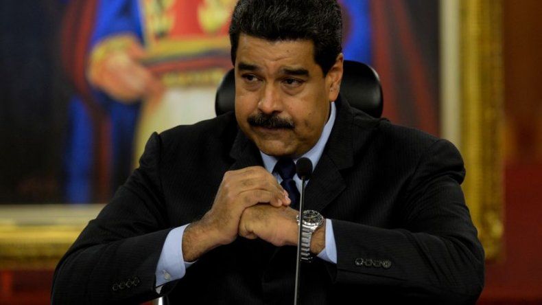 Maduro convoca a la oposición al diálogo y dice que le hará un planteamiento