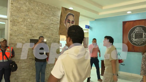 Estudiantes de la UP protestan para exigir la destitución del exdirector del IFARHU, Bernardo Meneses, quien ha sido nombrado como profesor.