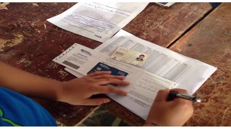 Ifarhu: comienza el pago para el Pase-U a través de cheques