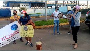 Madres protestan en Chilibre; denuncian falta de agua