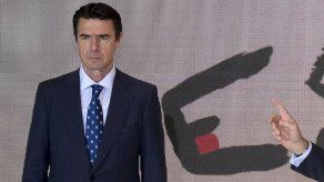 Rajoy cree que sería injusto impedir que Soria no aspirara al Banco Mundial