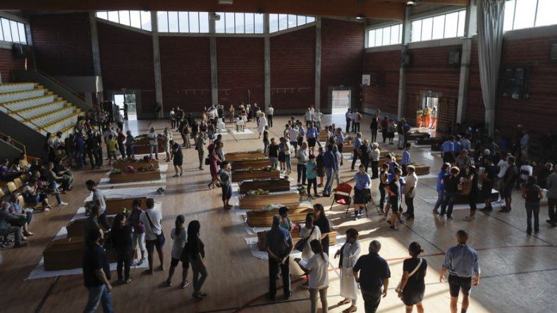 Italia observa luto nacional por víctimas del sismo