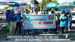 Protestan en Chiriquí por atraso en pago de becas y PASE-U Protestan en Chiriquí por atraso en pago de becas y PASE-U