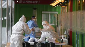 OMS: Casos mundiales de COVID-19 aumentan 11% la semana pasada