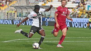 Gervinho firma gol de antología en victoria de Parma